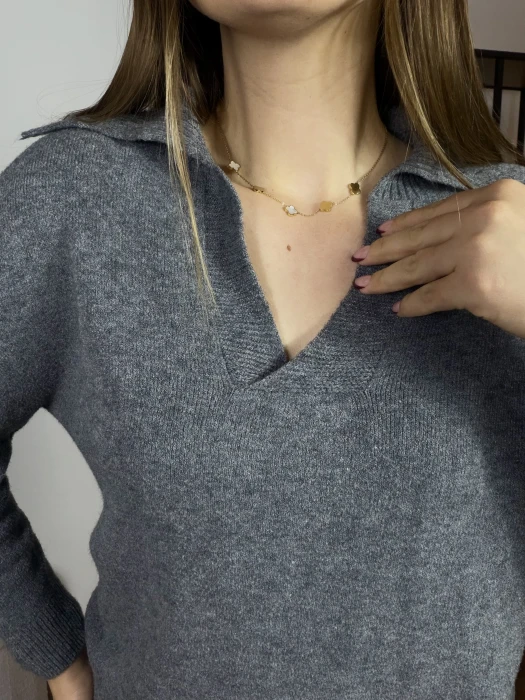 Sweter Polo z dekoltem w serek szary UNI