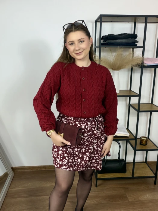 Spódnica mini o kopertowym kroju w plamki na bordowym tle Kami UNI