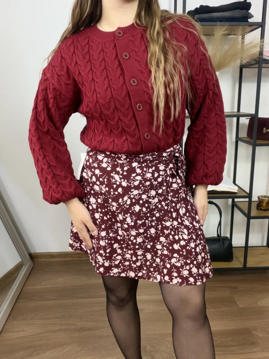 Spódnica mini o kopertowym kroju w plamki na bordowym tle Kami UNI