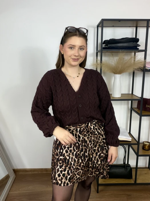 Spódnica mini o kopertowym kroju w panterkowy print Kami UNI
