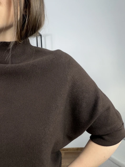 Sweter dzianinowy Jasmina brązowy rękaw 3/4 UNI